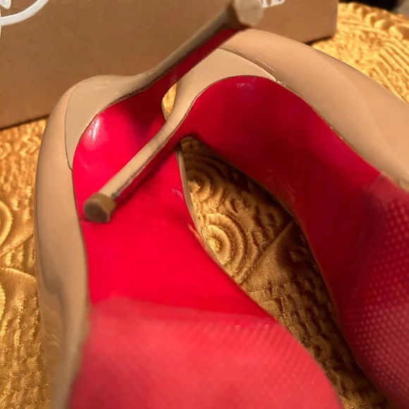 Christian Louboutin PRICE DROP EFFECTIVE. March 28, thru April 10th, 2026 - Picture 3 of 8